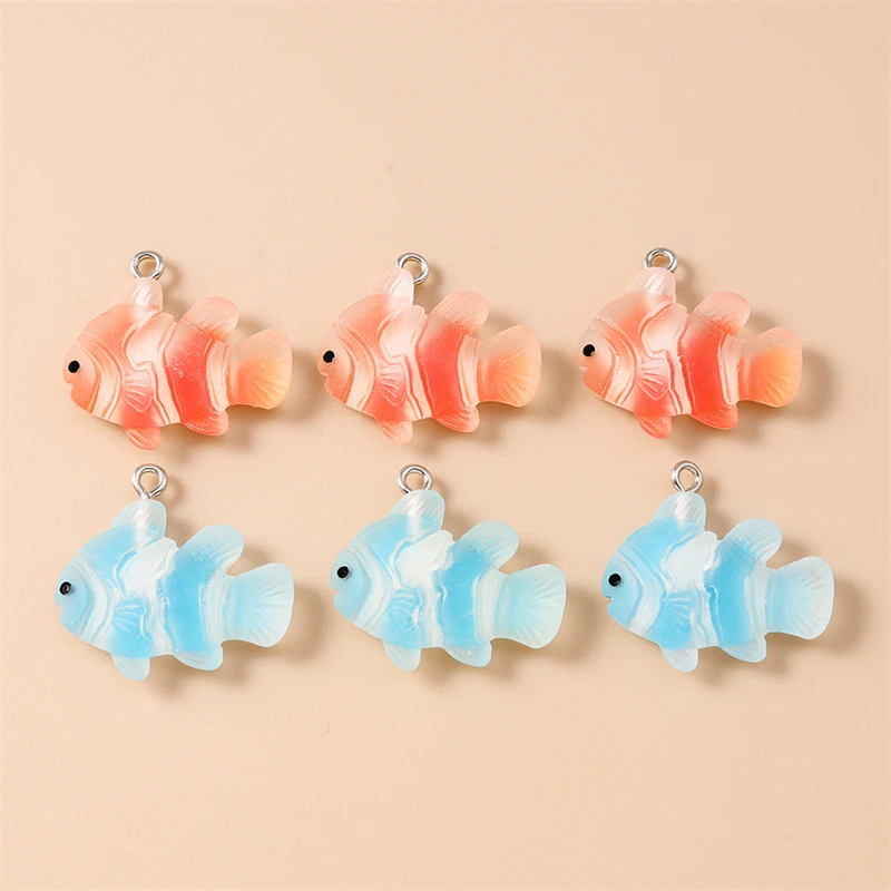 20 Stück niedliche Anhänger in Form von Meerestieren, Fischen und Delfinen aus Harz, zum Basteln von Schmuck, Ohrringen, Halsketten, Armbändern und für DIY-Bastelarbeiten. – Detail 9