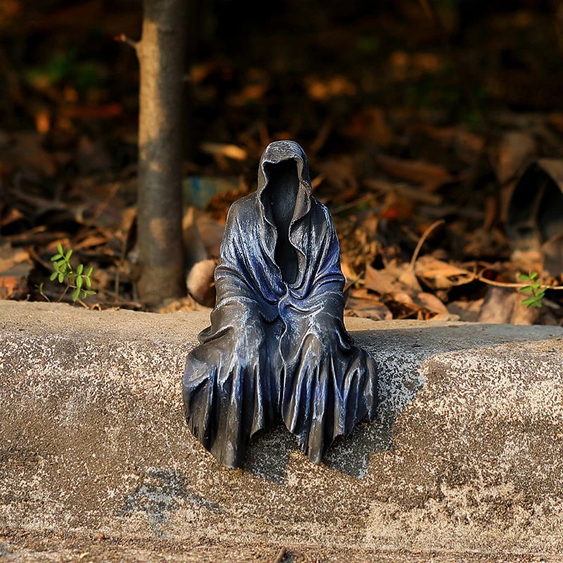 Collection Mysterious Man in Black Sitting Posture Model Figure Resin Statue Home Tables Office Decoration Ornaments Craft Gift