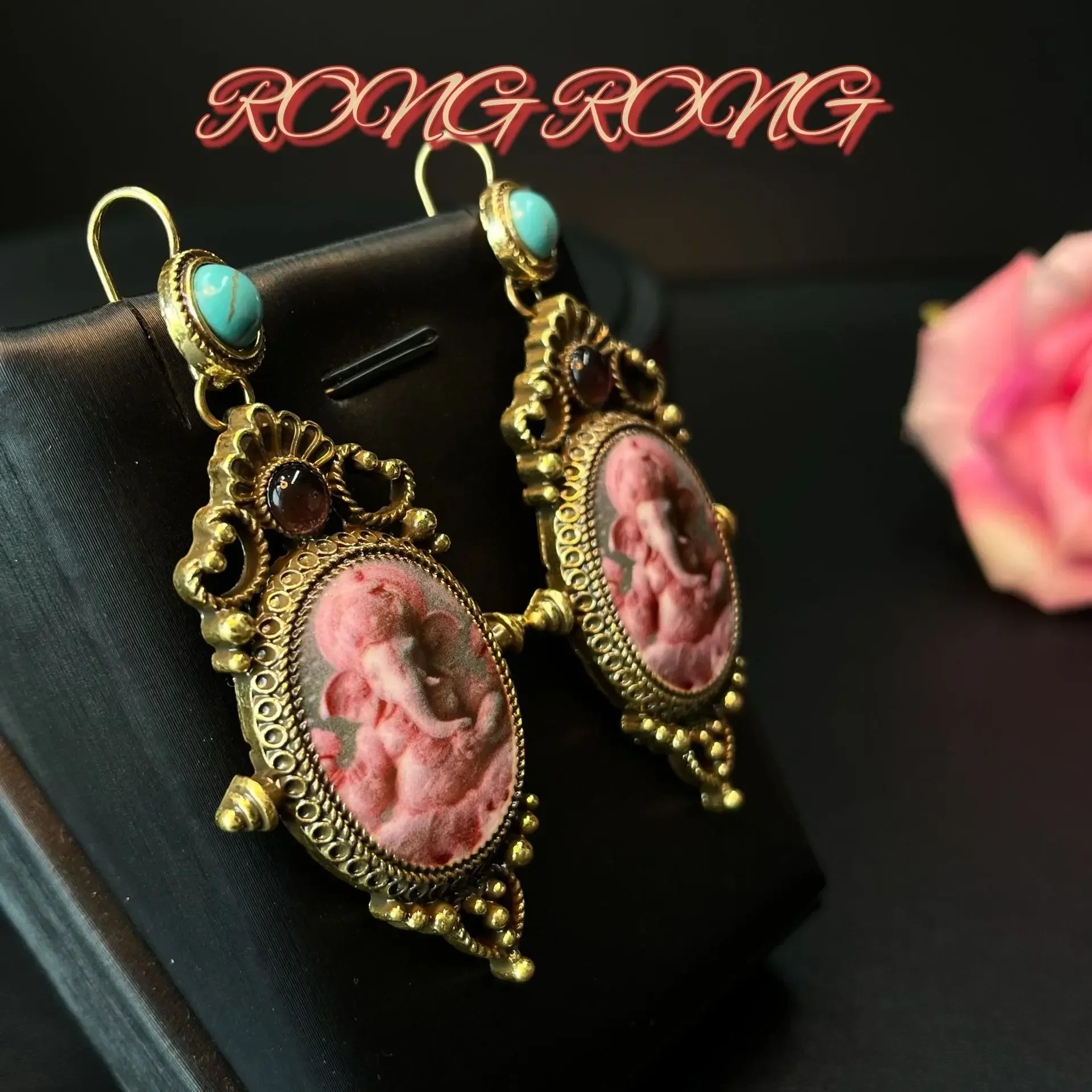 Retro Palace Style Heavy Pink Elephant Print Earrings High Quality Western Antique Earrings Vintage Earrings