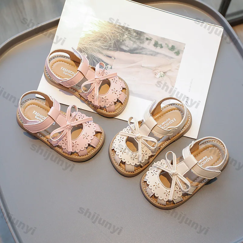 

Girl Children Sandals Summer New Breathable Kids Soft Bottom Beach Muje Trendy Non Slip Soft Sole Butterfly Knot Princess Shoes