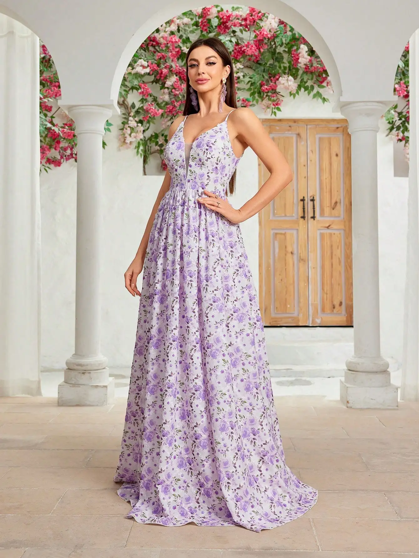 펜던트가 달린 MGIACY 로맨틱 플로럴 프린트 맥시 드레스