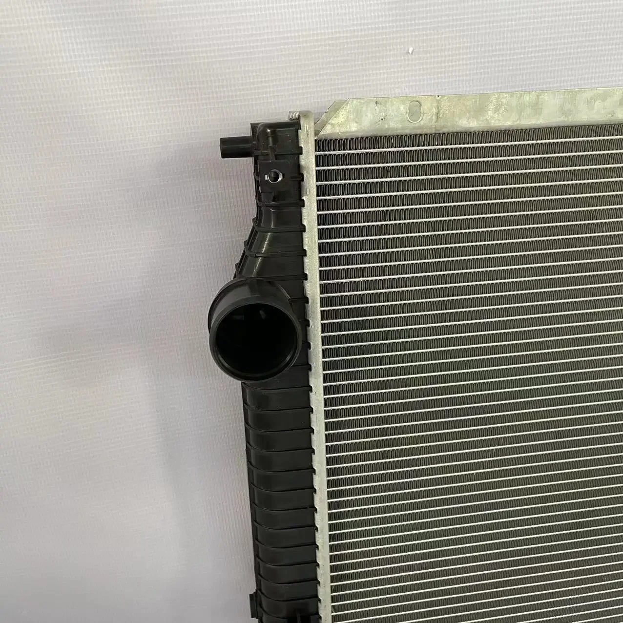 高品質山東ベアー自動車トラクターエンジン冷却システム部品1301010-KS1A1トラック用ラジエーター