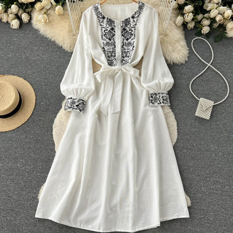 

TEELYNN Casual Cotton Line Ethnic Floral Embroidery Long Dress Women Vintage O-neck Lantern Sleeve Dresses Autumn Boho Vestidos