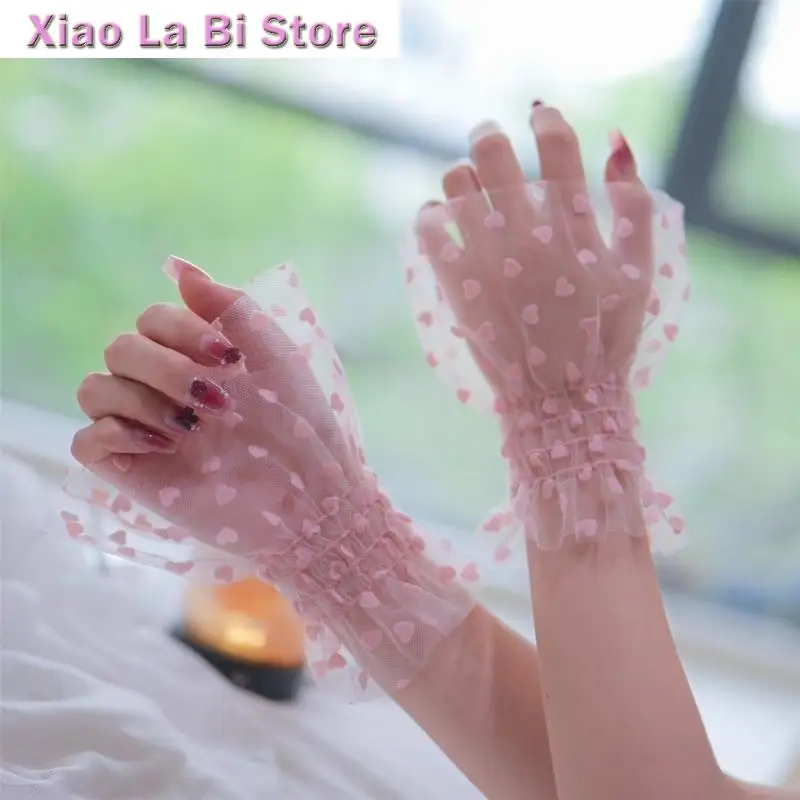 

XXFD Nails Photography Wrist Cuffs Lightweight Sheer Fabric With Elegant Heart