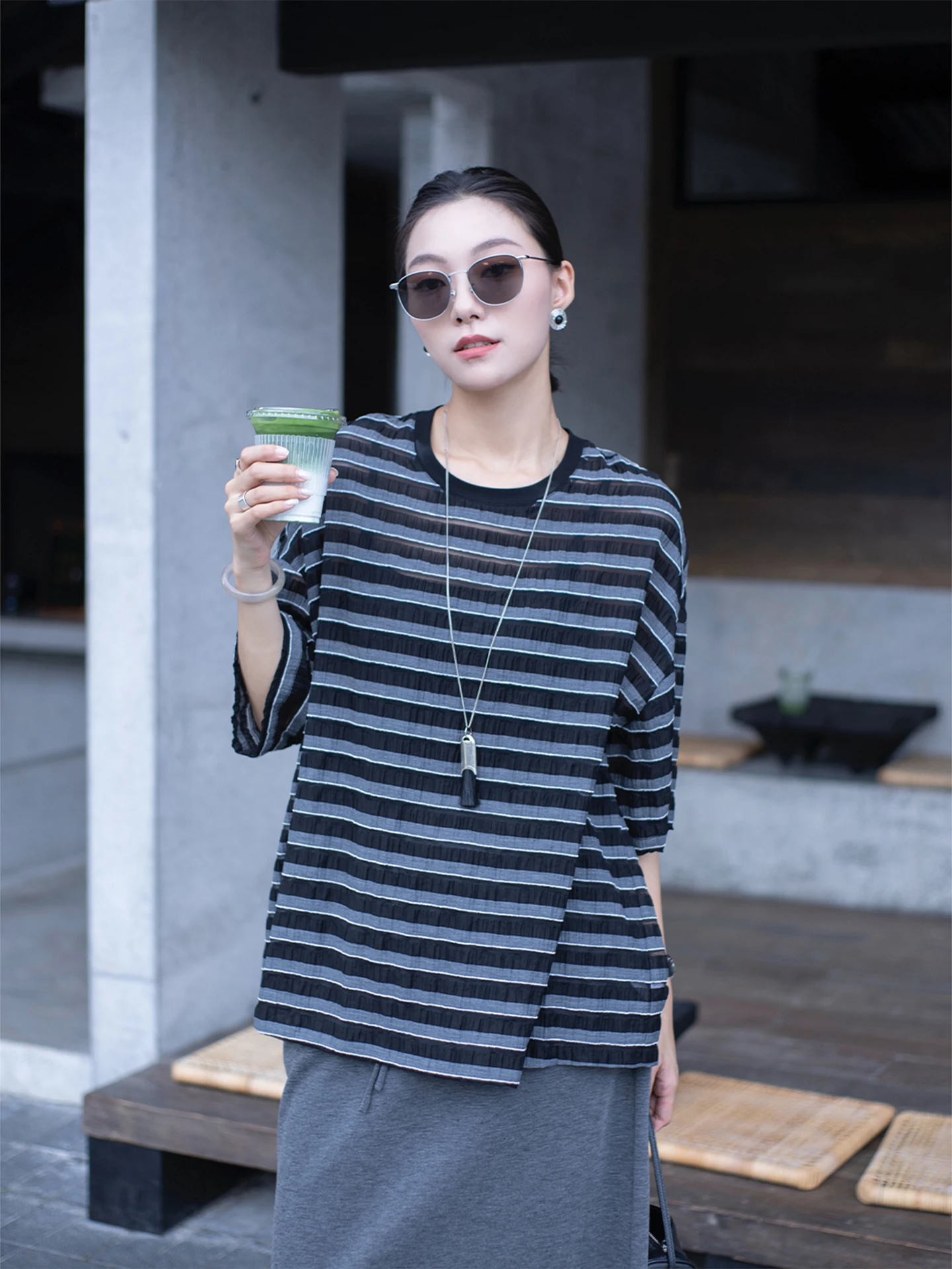 

Slimming Striped Design ort Sve T-irt Women's Loose Fit Casual Sle round Ne Sweat Absorbent Summer Faion Top