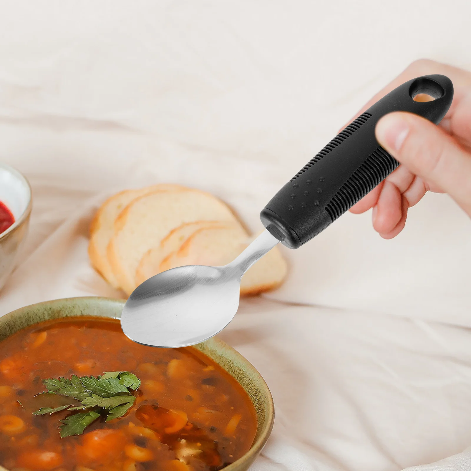 

1 set Anti shake Tableware Set Elderly Adaptive Utensils Black H Cutlery Spoon Fork Knife Aids Portable Anti