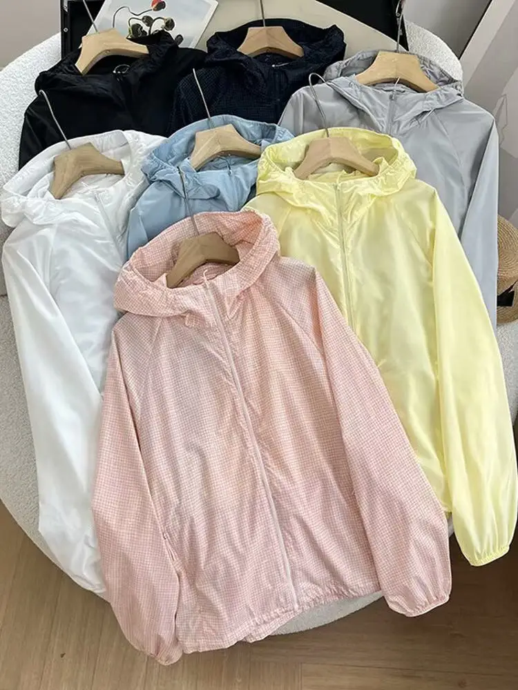 portable-summer-women's-light-weighted-uv-protection-hat-coat-try-room-fashion-outerwear-loose-fit-zipper-closure-short-coat