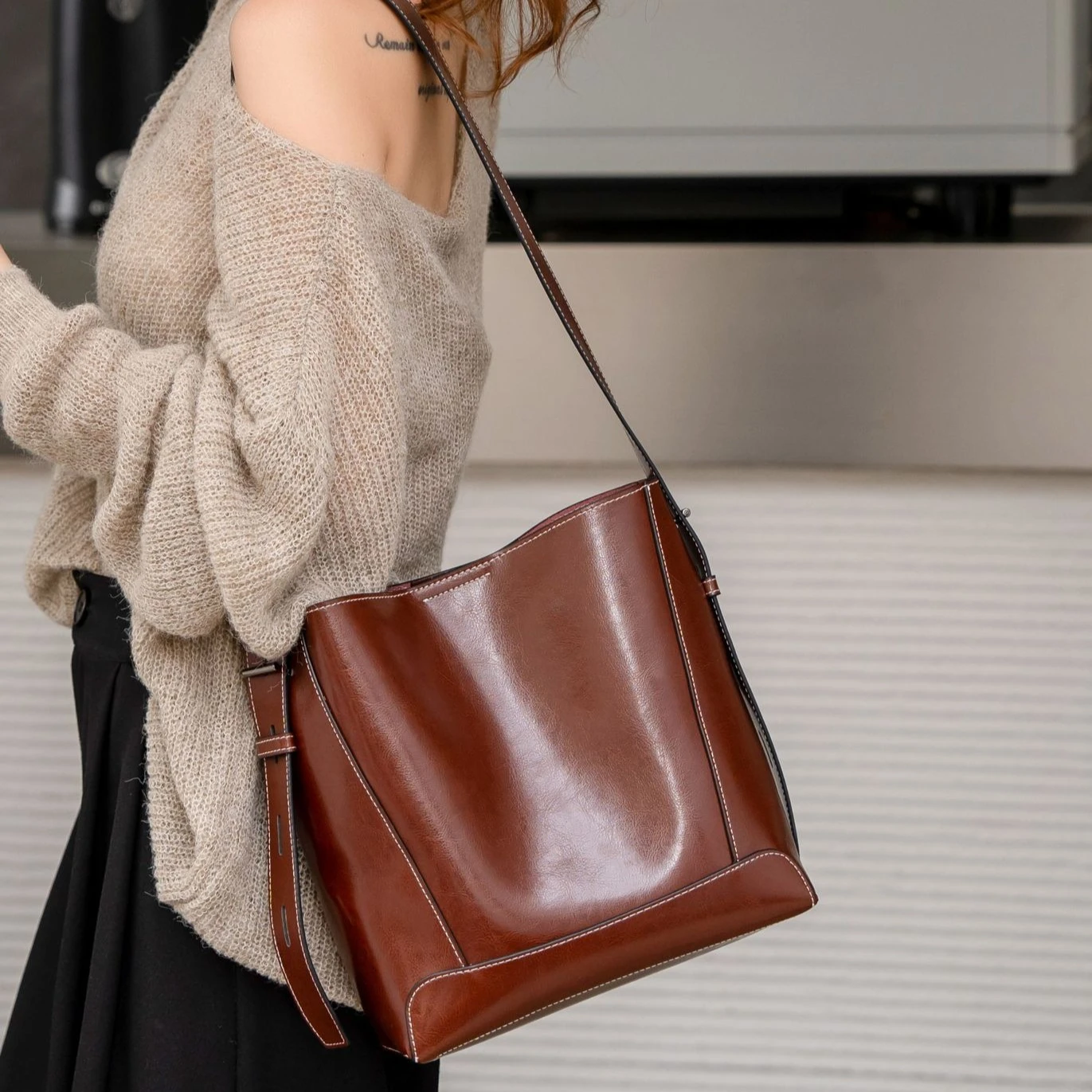 

Новая женская сумка-ведро из вощеной воловьей кожи, модная и простая большая вместительная сумка для покупок