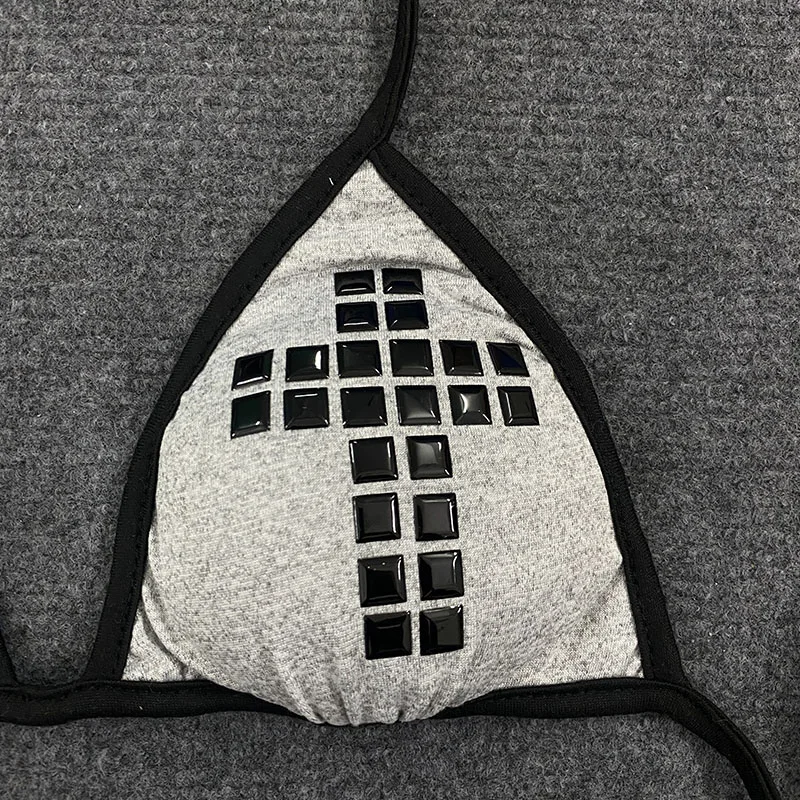 2025 Punk Harajuku strass collo spiaggia donne sexy costume da bagno moda sottile backless estate europeo americano design senso bikini