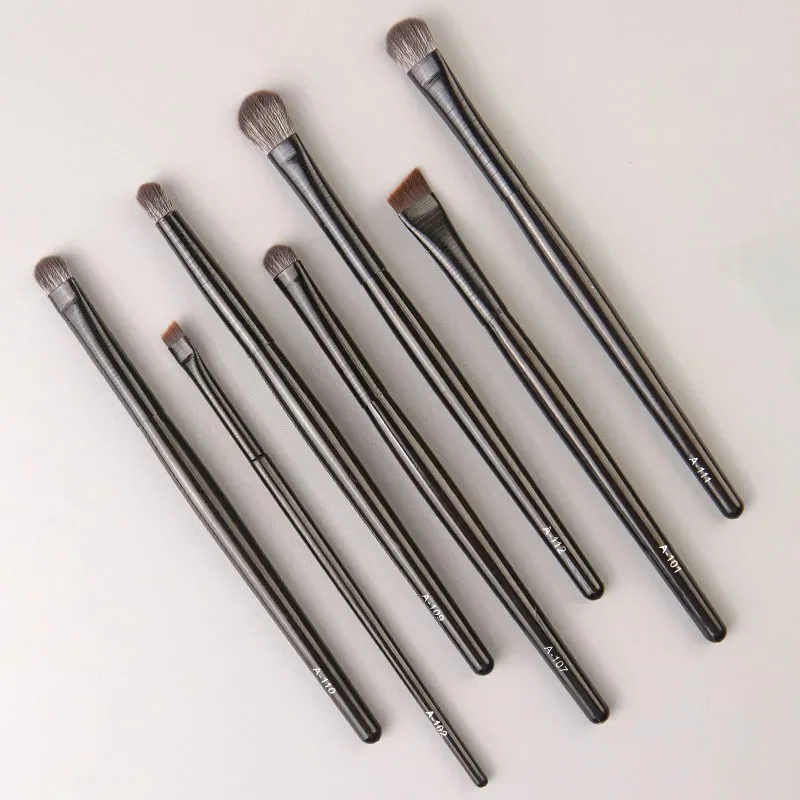 眉毛アイライナーブラシ小さな角度付きブレードライナーアイシャドウ眉輪郭ブラシプロフェッショナル美容化粧品ツールメイクブラシ