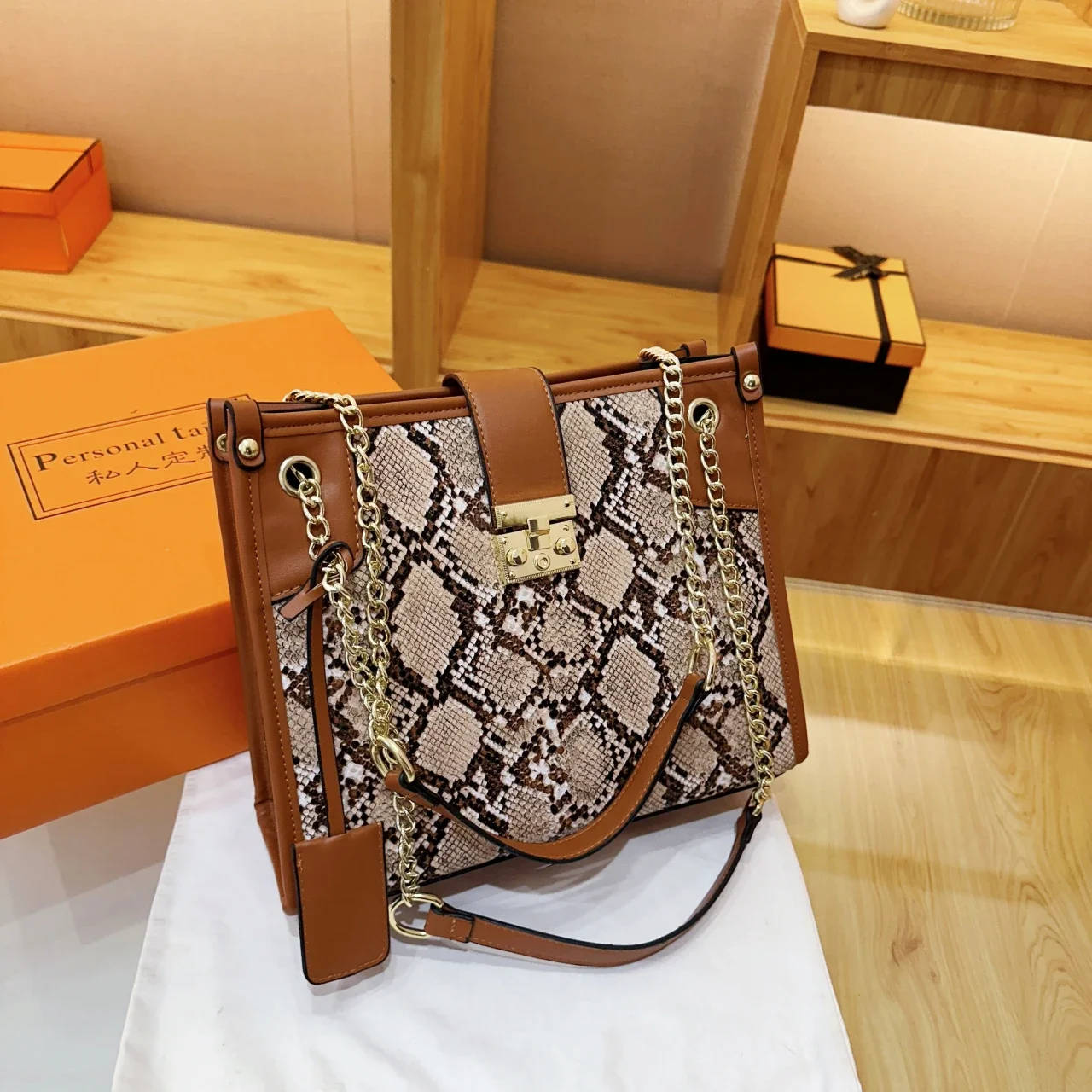 

Premium Designer Tote Bag For Women Luxury Leather Crossbody Handbag Elegant Shoulder Purse Classic Ladies Messenger