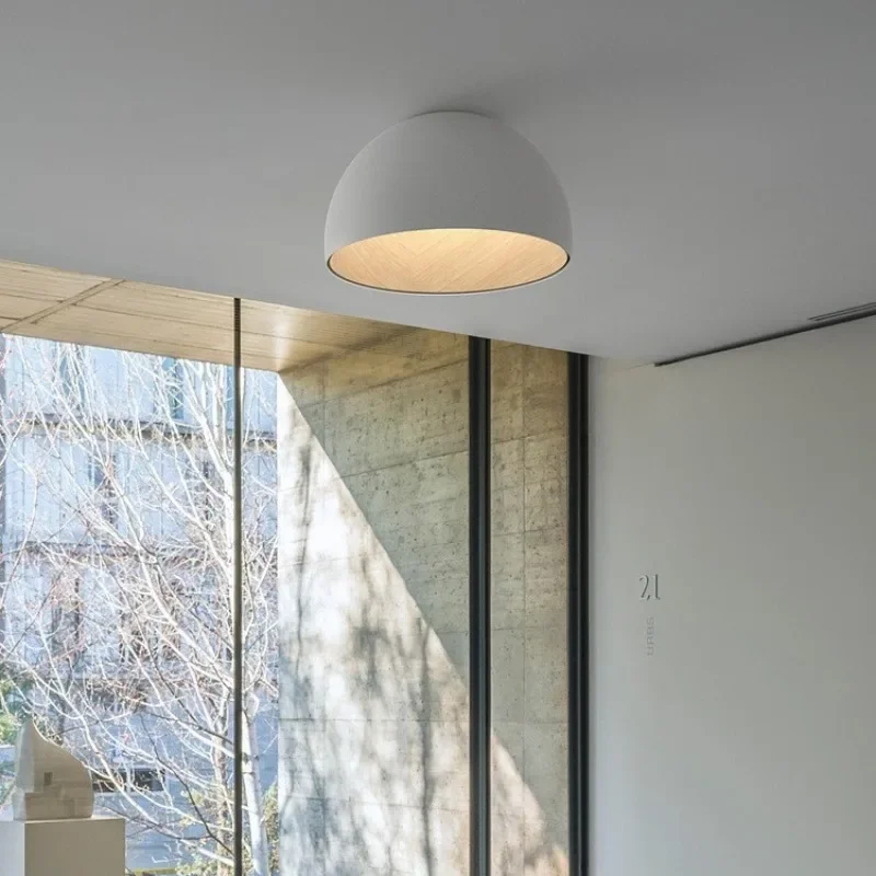 Lampu kamar tidur Lampu langit-langit Lampu kamar anak dengan desain miring yang kreatif Lampu minimalis bernuansa wabi-sabi dengan tekstur kayu