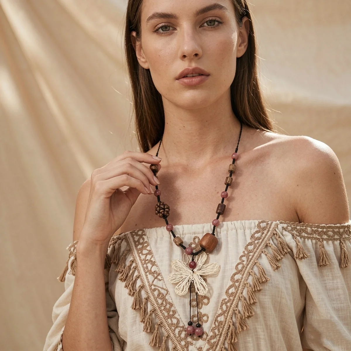 Ethnische handgewebte Strohblumen-Anhängerkette für Frauen, rosa Naturstein, Holzperlen, lange Kette, Pulloverkette, Boho-Schmuck – Detail 5