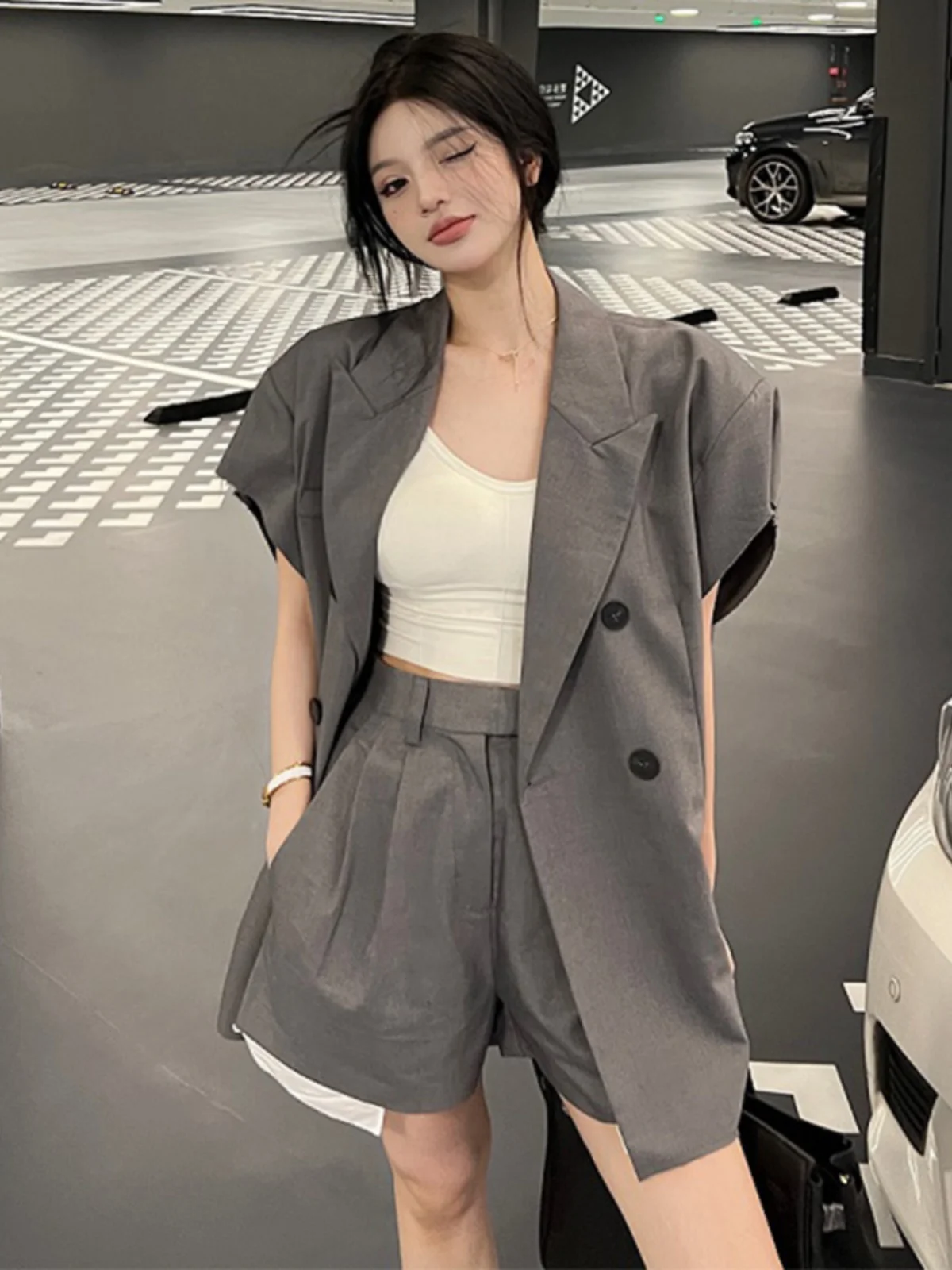 pantalon-de-costume-gris-taille-haute-pour-femme-ensemble-deux-pieces-decontracte-collection-printemps-tendance-coupe-confortable-look-elegant