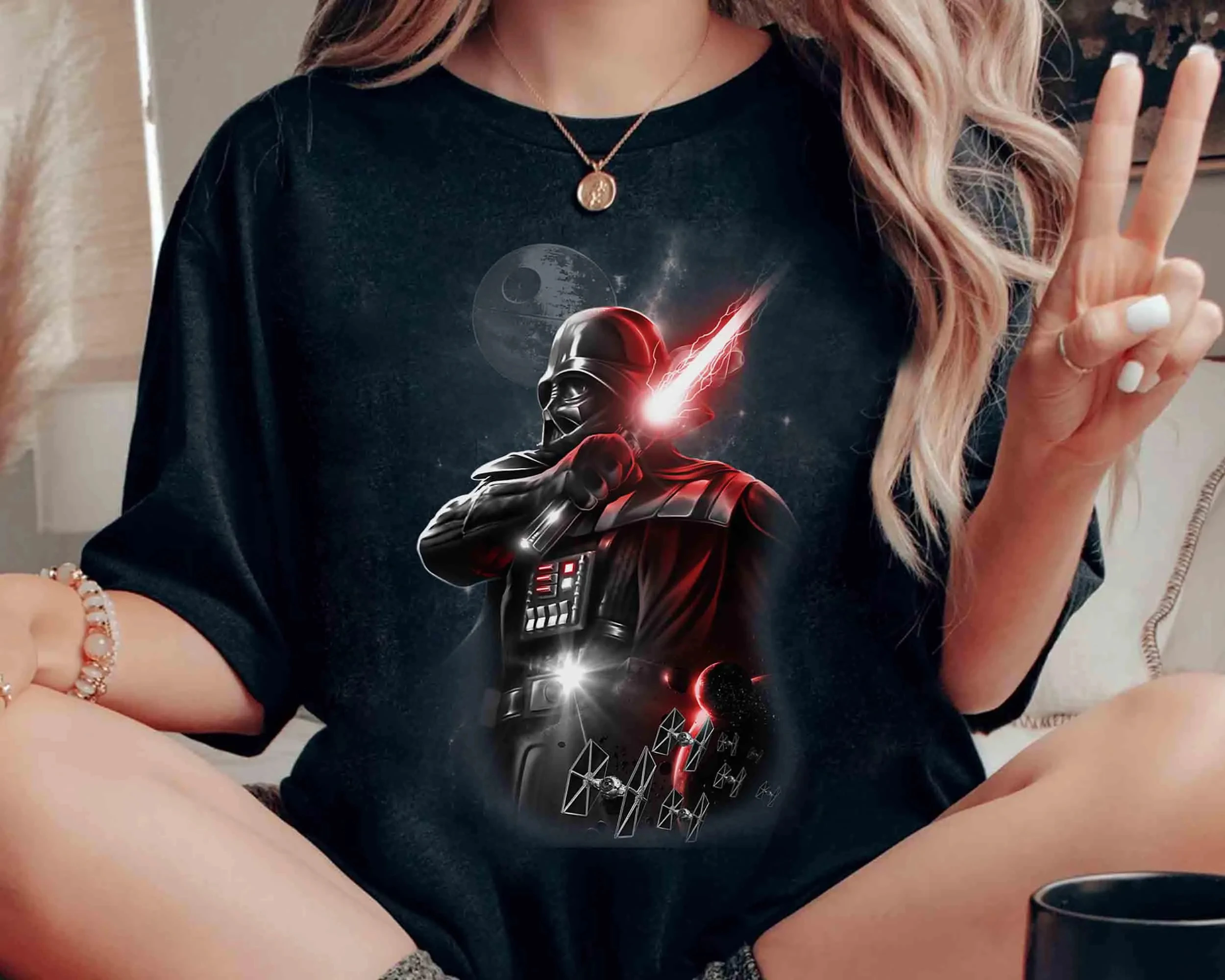 Star Wars Darth Vader Lightsaber Retrato Camisa gráfica Galaxy's Edge Walt Disney World Viaje de vacaciones familiar