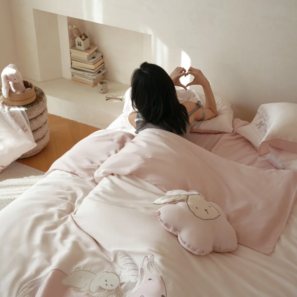 High-end girly A-grade Tencel Lyocell four-piece set, cool and silky summer bedding for girls. Dreams are horses.