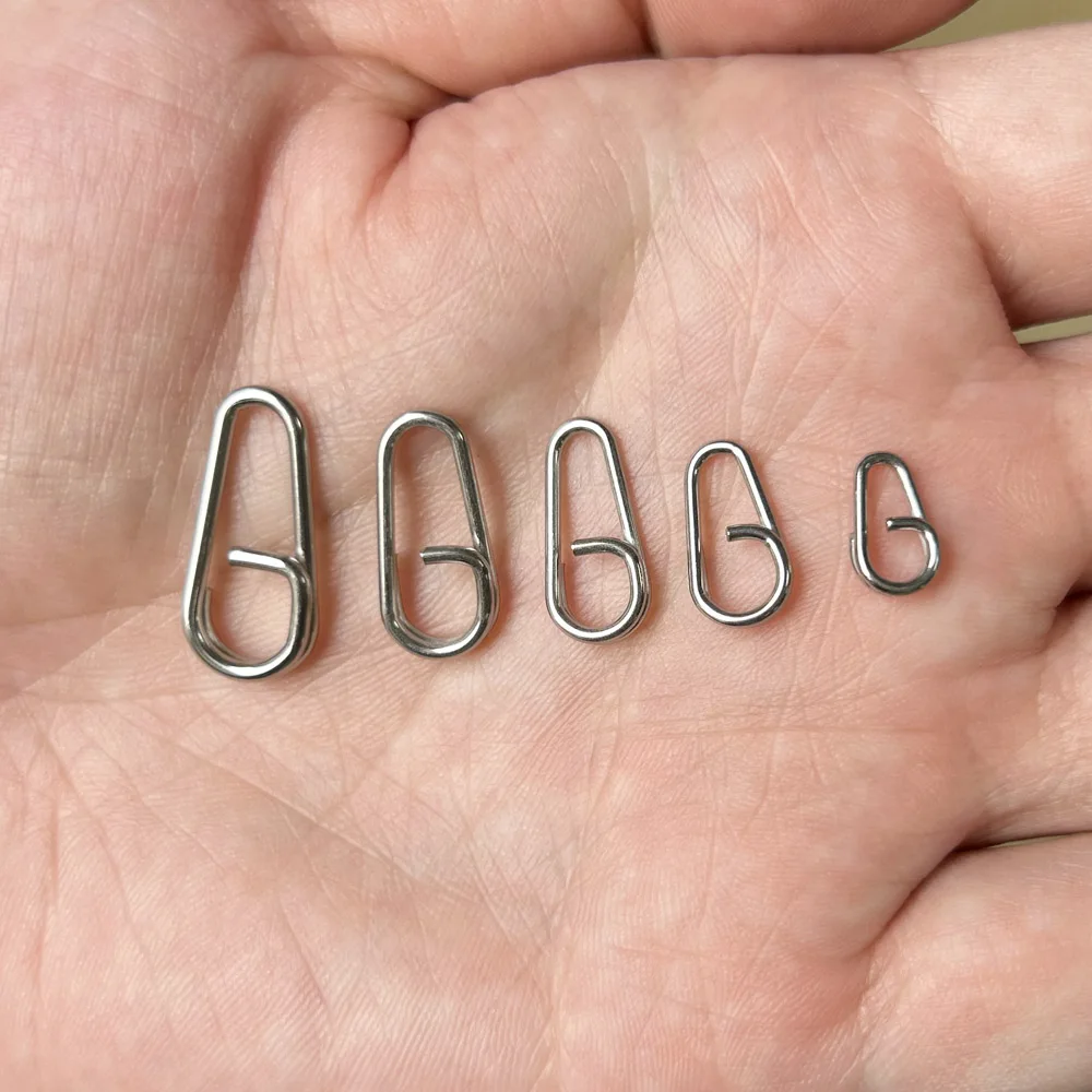 DNDYUJU 50pcs Fishing Snap Stainless Steel Bent Head Oval Split Rings Fishing Accessories Connector Pin Fishhook Lure Tackle