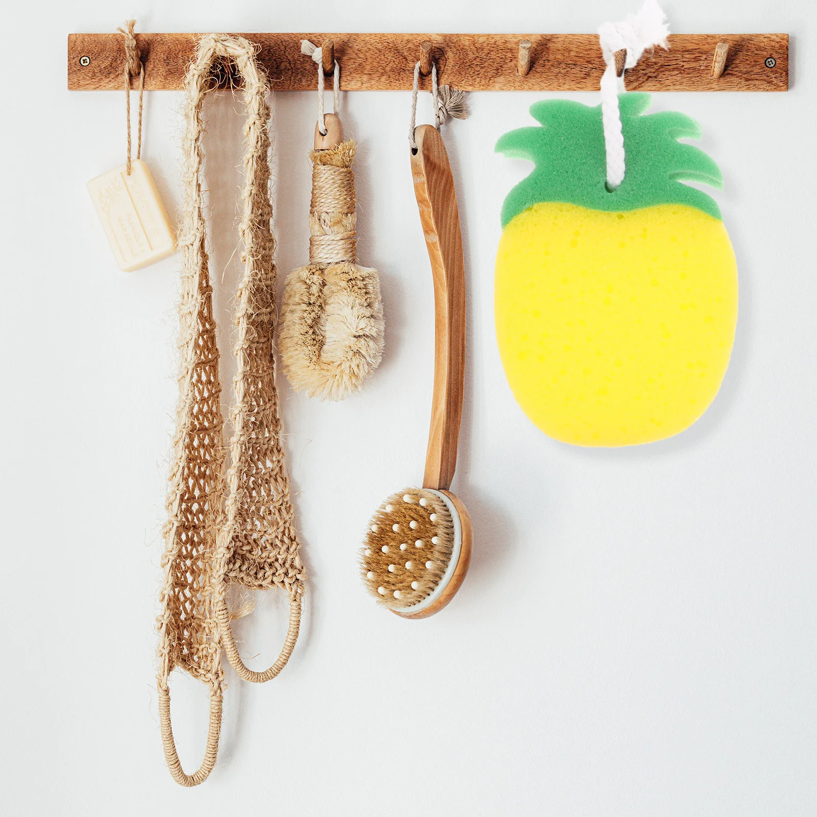 

4 шт., губка для ванны с забавной фруктовой тематикой, высококачественная отшелушивающая скруббер для тела, шарик, легко полоскающаяся губка для душа для семейного времени ванны