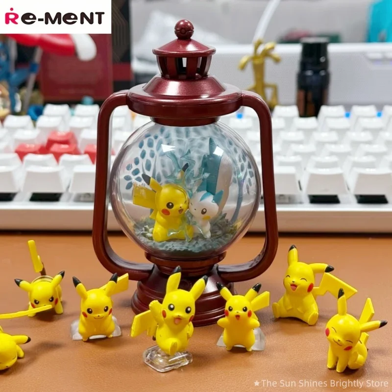 

RE-MENT Authentic Poké Mon Lantern Perspective Micro Scene Small Fire Dragon Pikachu Handmade Home Desktop Decoration Toy Figure