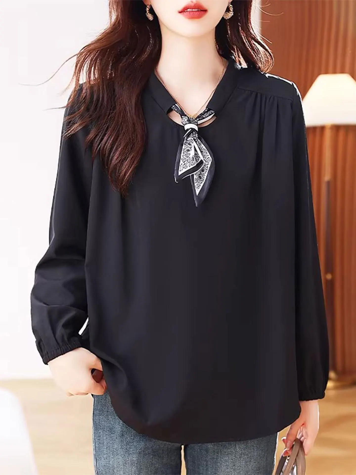 

Уникальная красивая блузка с воротником-шарфом и длинными рукавами, свободного кроя, женская, весна 2026, большие размеры, скрывает живот, универсальная, повседневная, стильная