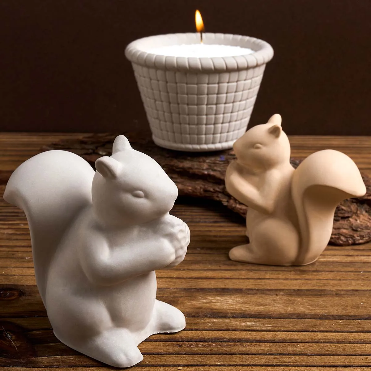 Cute Squirrels Candle Silicone Mold DIY Animal Shape Plaster Craft Making Irregular Basket Candle Jar Resin Molds Home Decor