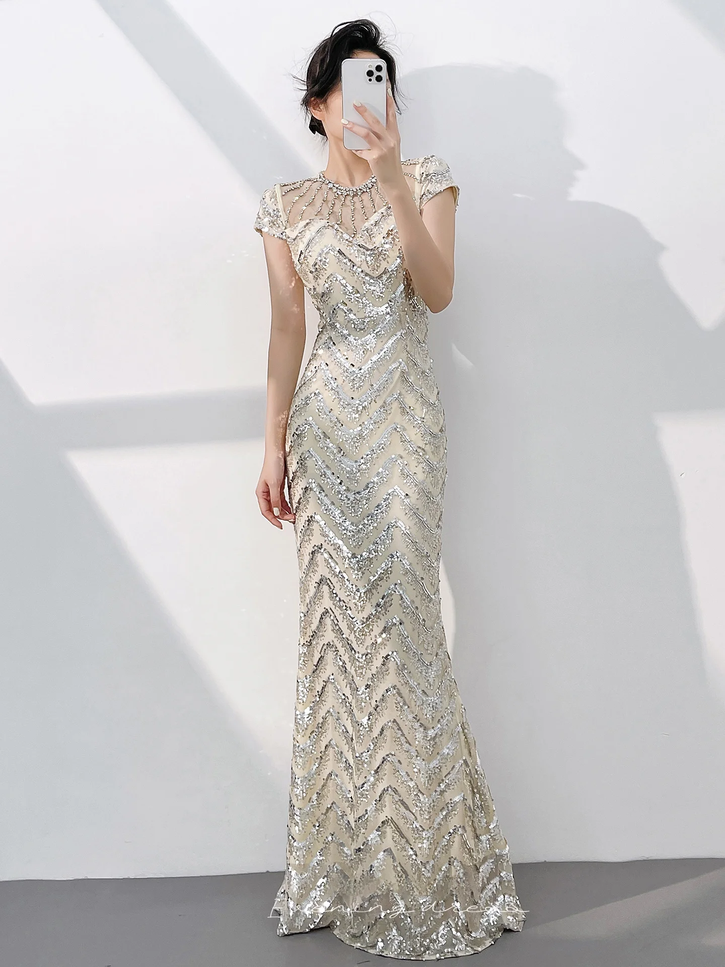 

Элегантное женское вечернее платье с серебристым блеском, длинное, с эффектом «рыбий хвост», модное, с молнией на талии, для свадьбы или торжественных мероприятий