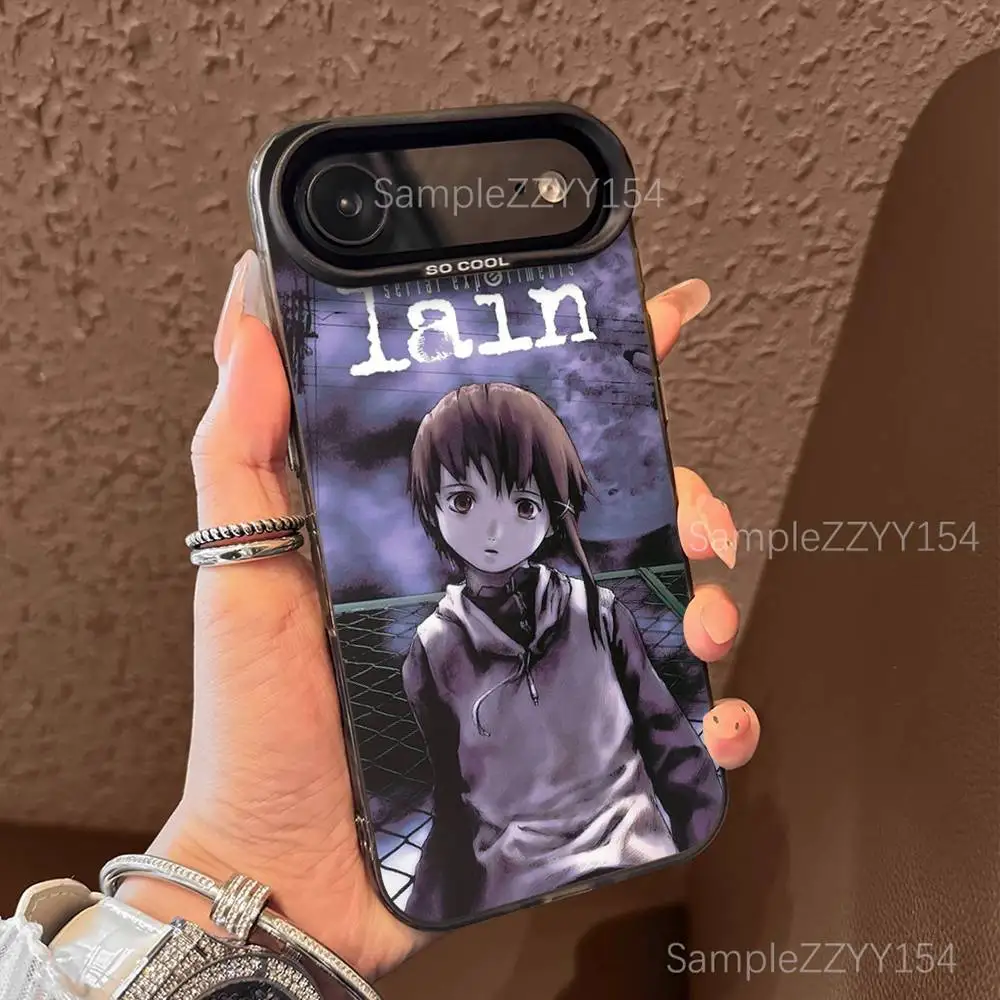 Serial Experiments L-Lain Handyhülle für iPhone 17,16,15,14,13,12,X,8,Pro,Max,Plus,E,SE4,Air,Mini Schwarz IMD Matt
