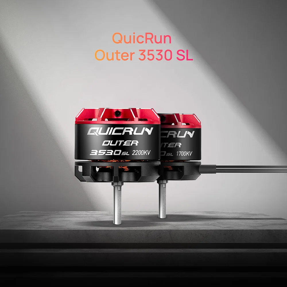 Motore brushless HobbyWing QuicRun Outer 3530 SL 1700KV/2200KV applicato a un'auto coperta con telecomando 1/10 1/12 RC