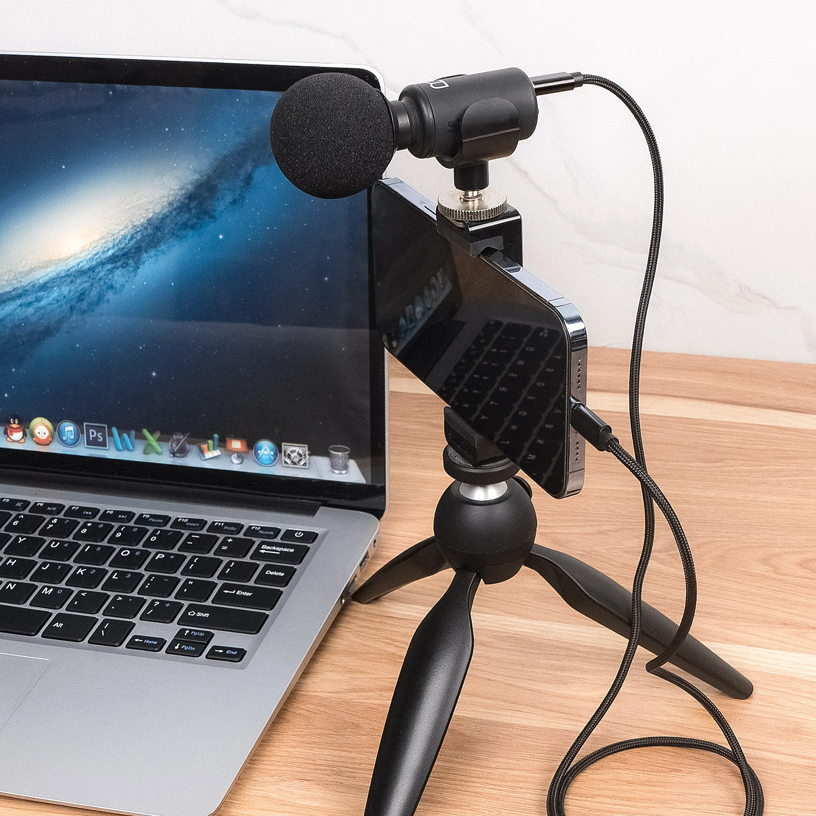 Geekria for Creators Micro USB to Lightning Microphone Cable 3.3 ft / 100 CM, Compatible with Shure MV7, MV88+, MV5, MV51, MVi