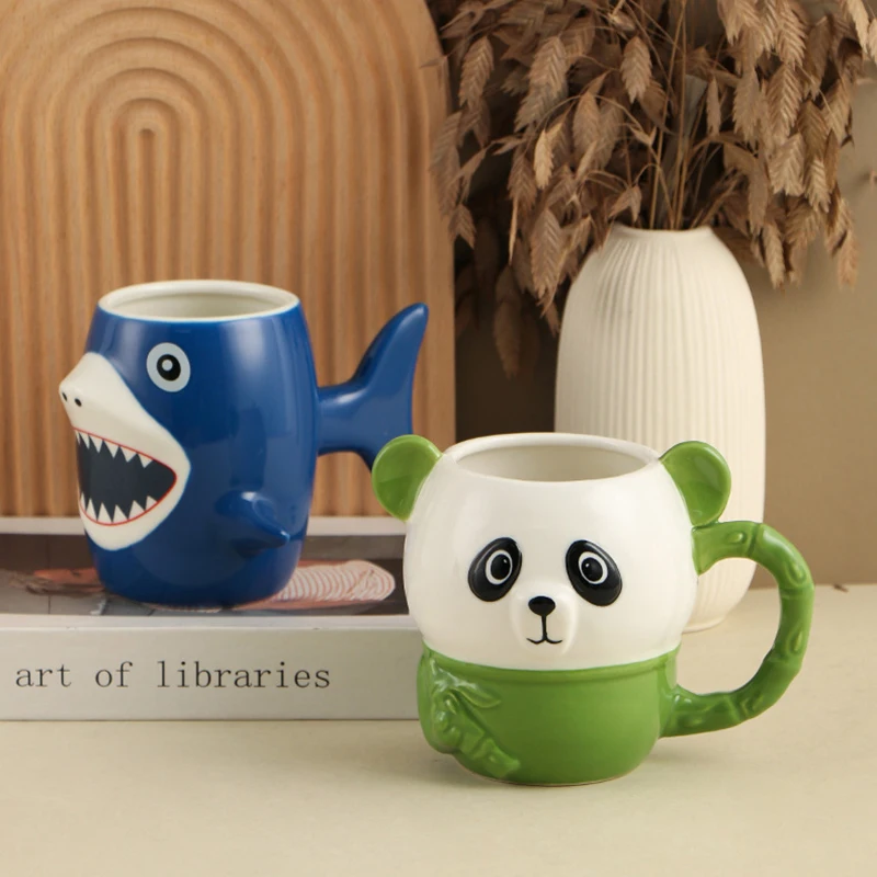 Creative Ceramic Animal Coffee Cup Panda Giraffe Shark Relief Three-dimensional Mug Large Capacity Breakfast Oat Milk Mug Gifts