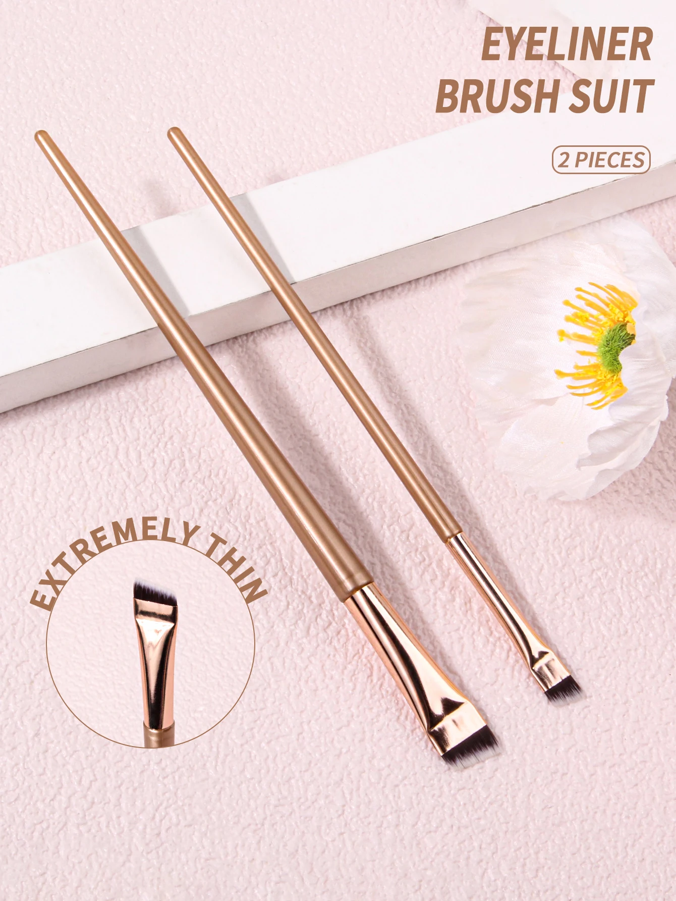 2PCS Pennello per eyeliner con falce fine ultrasottile Pennello per bordi smussati Pennello per sopracciglia Pennello per ombretto sotto la palpebra per sdraiarsi Pennello per baco da seta