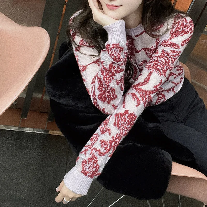 Souther Oil Autum/Witer New Full Scree Girl's Heart Exquisite Cotrast Jacquard Cashmere Kitted Roud Neck Sweater For