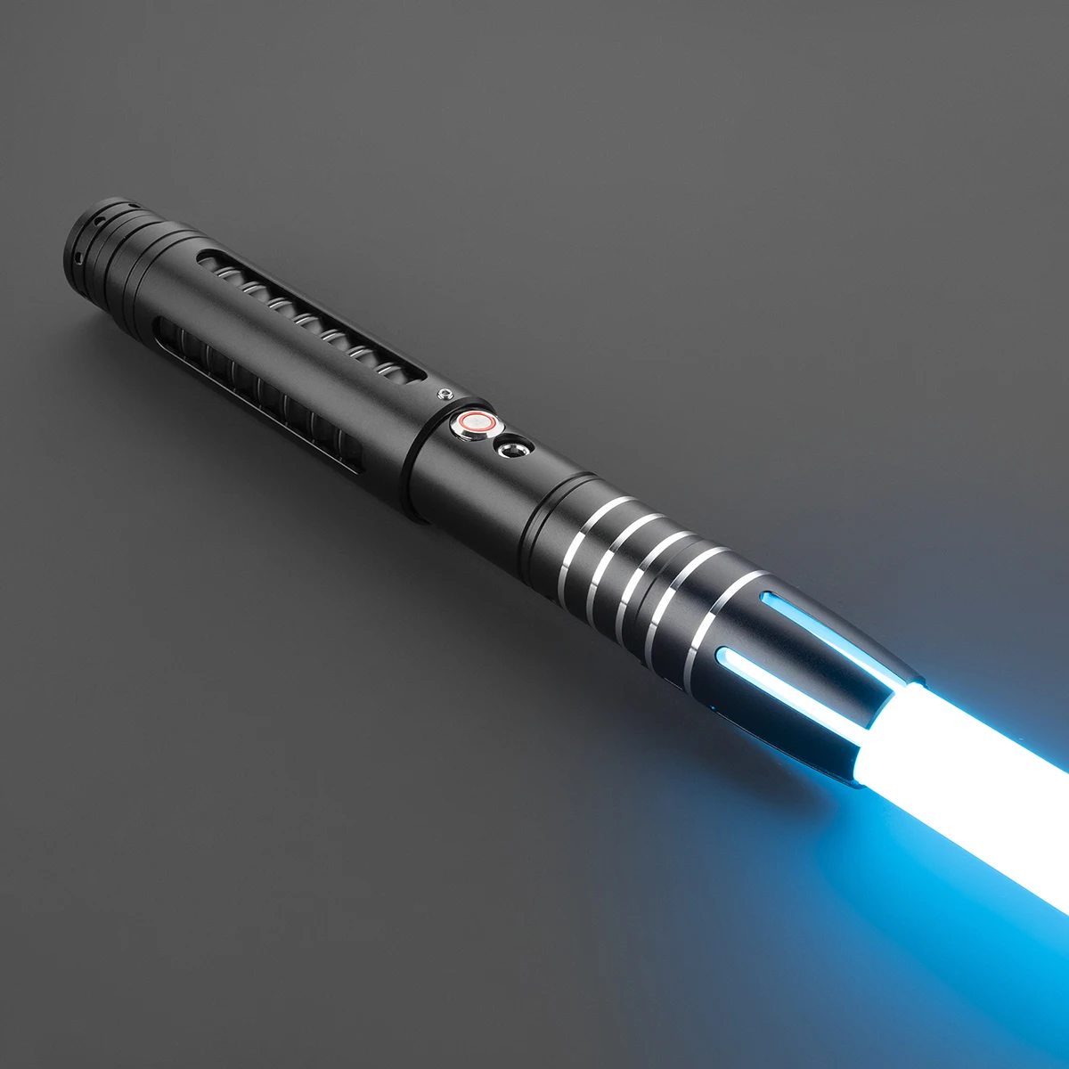 JoyaceSaber Jedi Lightsaber ، أرجوحة ناعمة ، سيبر بكسل خفيف ، مقبض معدني ، مبارزة ثقيلة ، سيف ليزر ، فلاش على الصدام ، ألعاب مضيئة