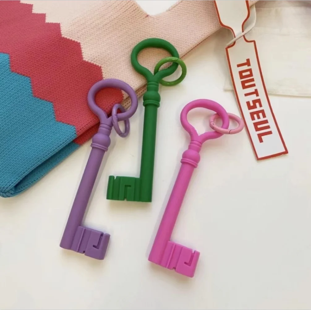 INS Fire Fox Backpack Key Chain Silicone Material Keyring Pendant Kawaii Mickey Macaron Candy Color Oversized Keychain Model
