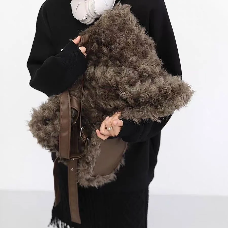 

Large Capaci Furry oulder Crossbody Bag Autumn Winter Brown Curly Hair Tote Bag for Commuting And Daily Use Fem Youth