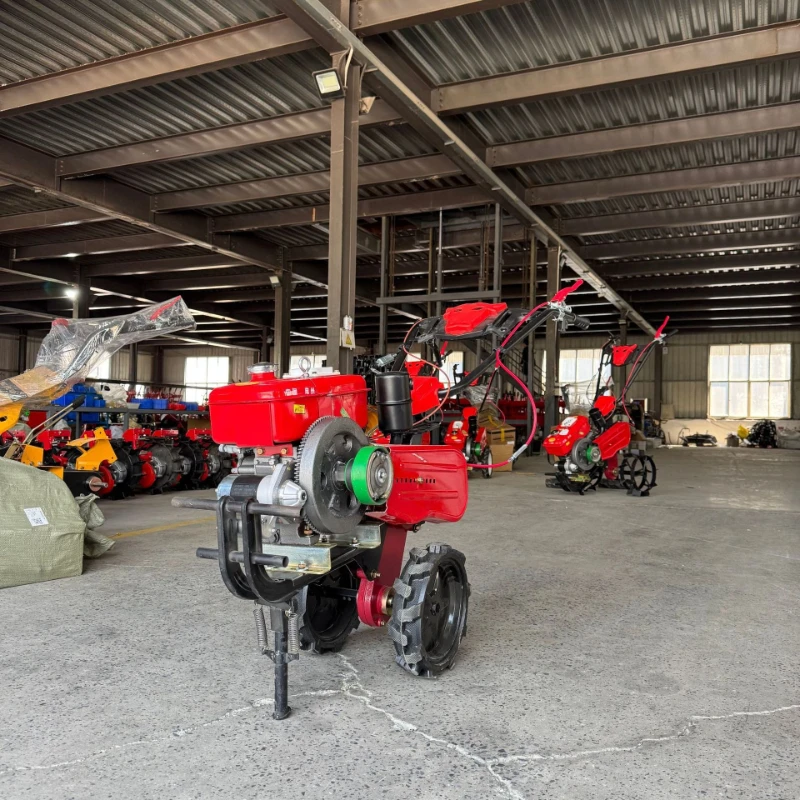 Small, chain-rail micro-tiller, multifunctional single-wheel crawler weeding and scarifier