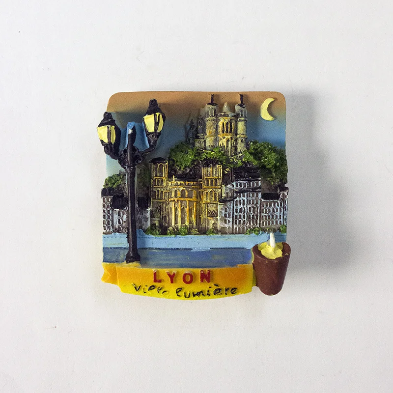 

France Lyon Notre-Dame 3D Resin Fridge Magnet， Office, Home, Kitchen Decoration Gifts