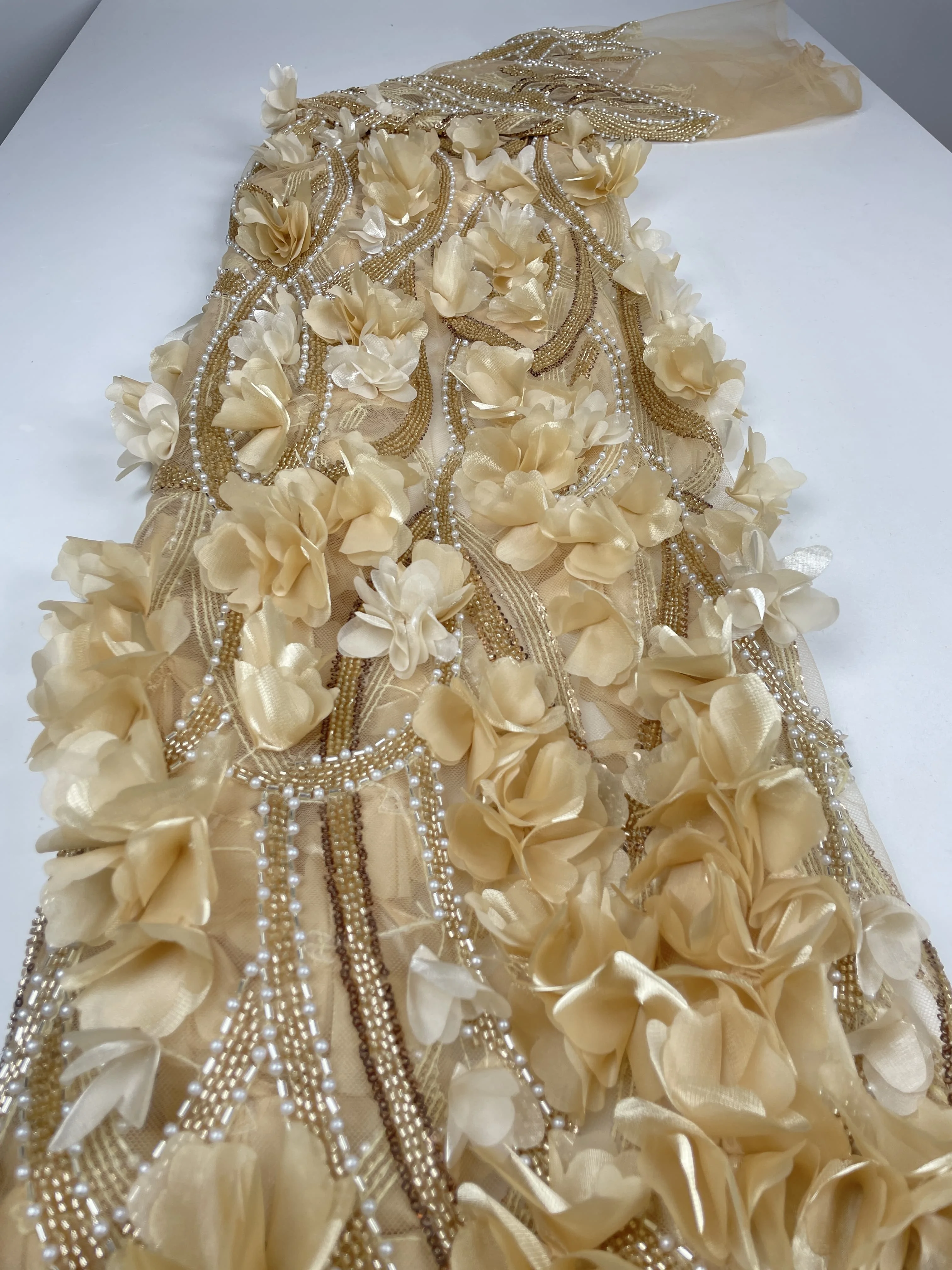 

Luxury 3D Flower Sequin Tulle Lace Fabric Beaded French African Embroidery for Dinner Wedding Clothing Material