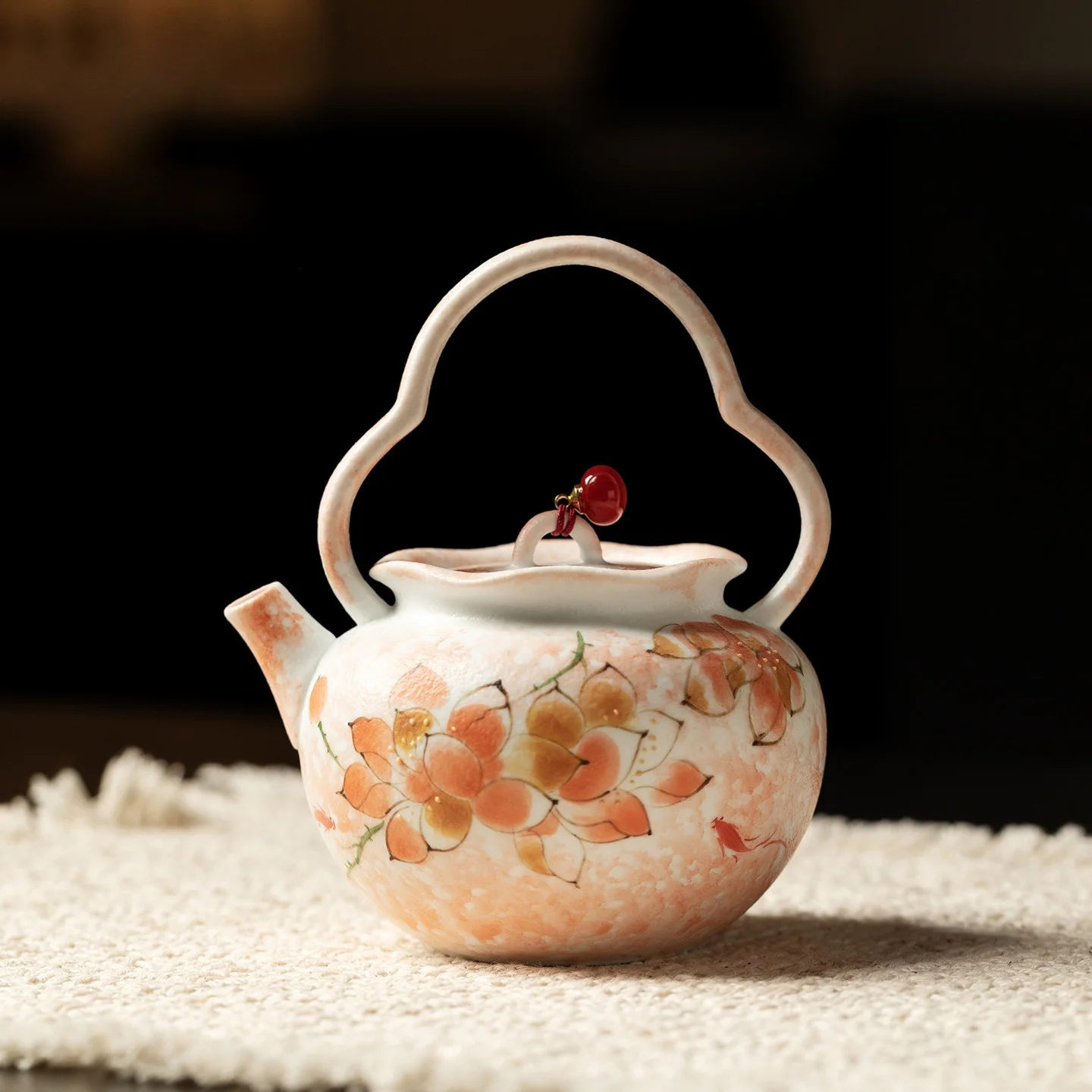 Underglaze Hand Painted Magnolia Ceramic Bail Handle Teapot Ball Filter Kung Fu Tea Household Tea Room Office Holiday Decor Gift