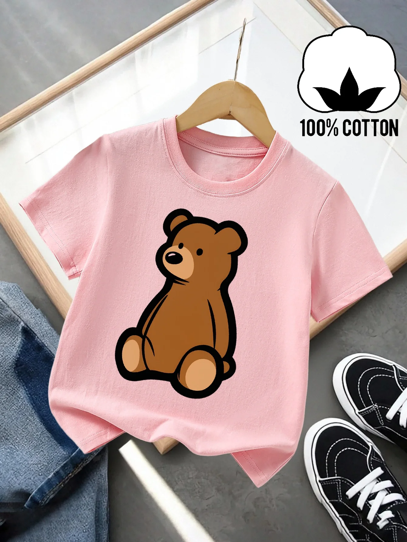 Cute Brown Teddy Bear Sitting Pattern Print Design for Children, Summer Street Round Neck Short T-shirt Soft and Comfortable