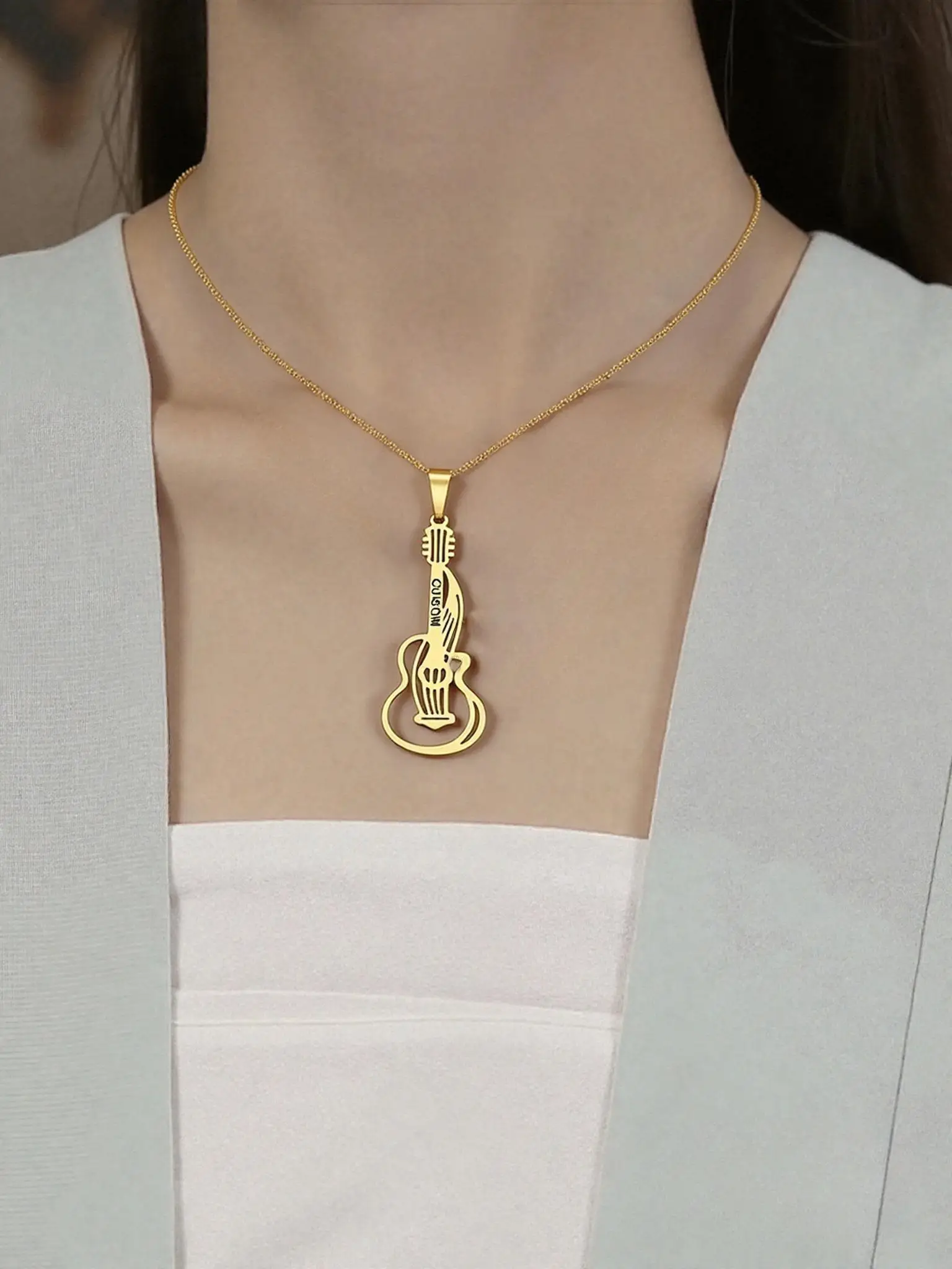 

Custom Violin Shaped Pendant Necklace Customizable Text Or Name Designed Fashionable Accessory Love Music Pursue Individuality