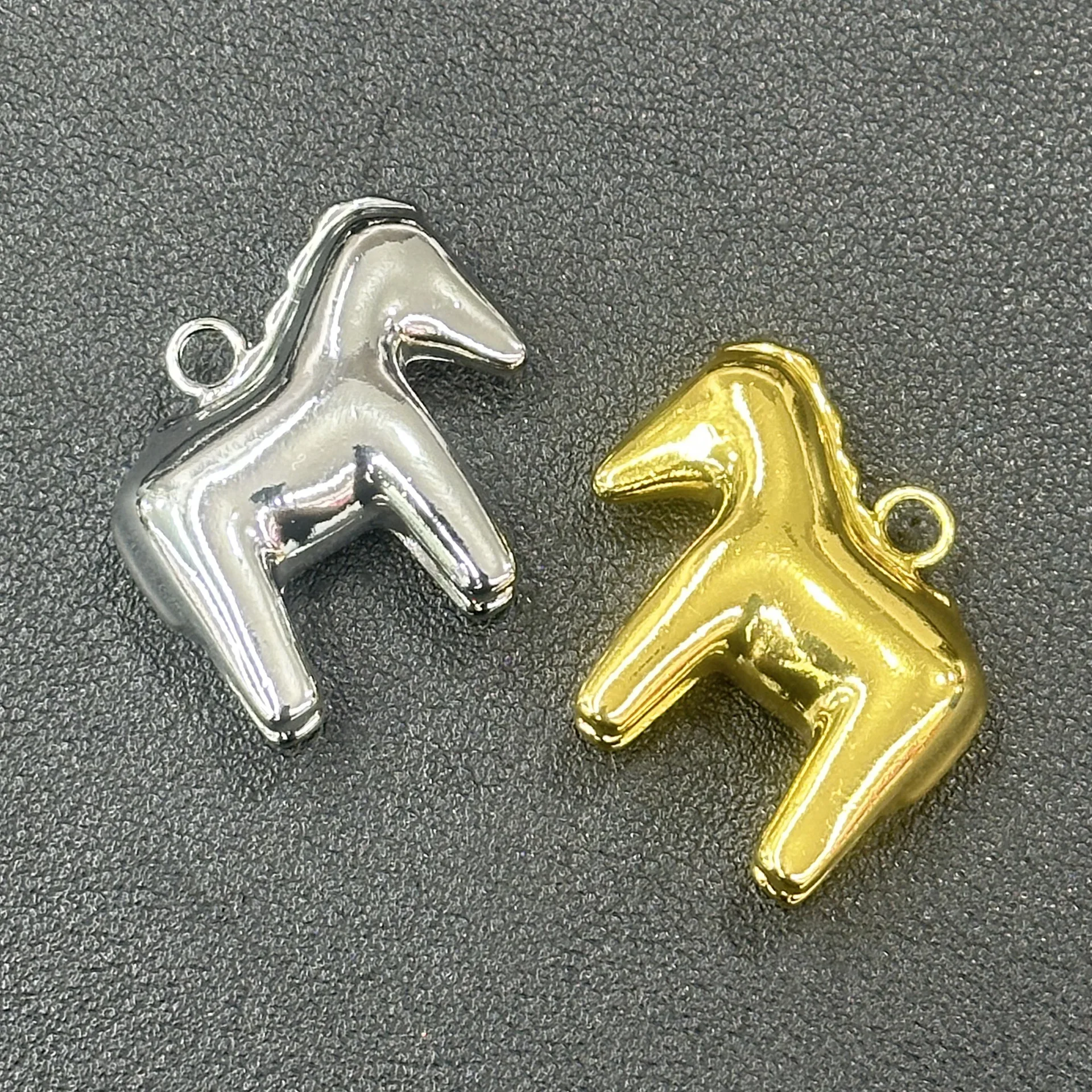 

Trojan sculpture alloy jewelry accessories pendant DIY handmade jewelry bracelet