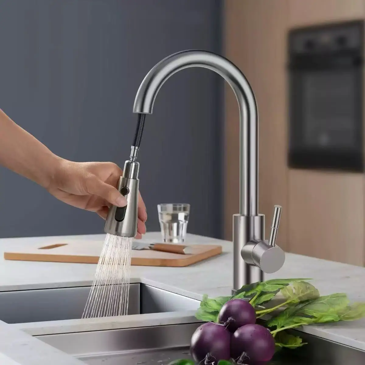 Stainless Steel Kitchen Faucet Single Hole Pull out Spout Kitchen Sink Mixer Faucet Flow Spray Head 360 Swivel Cleaning Faucet