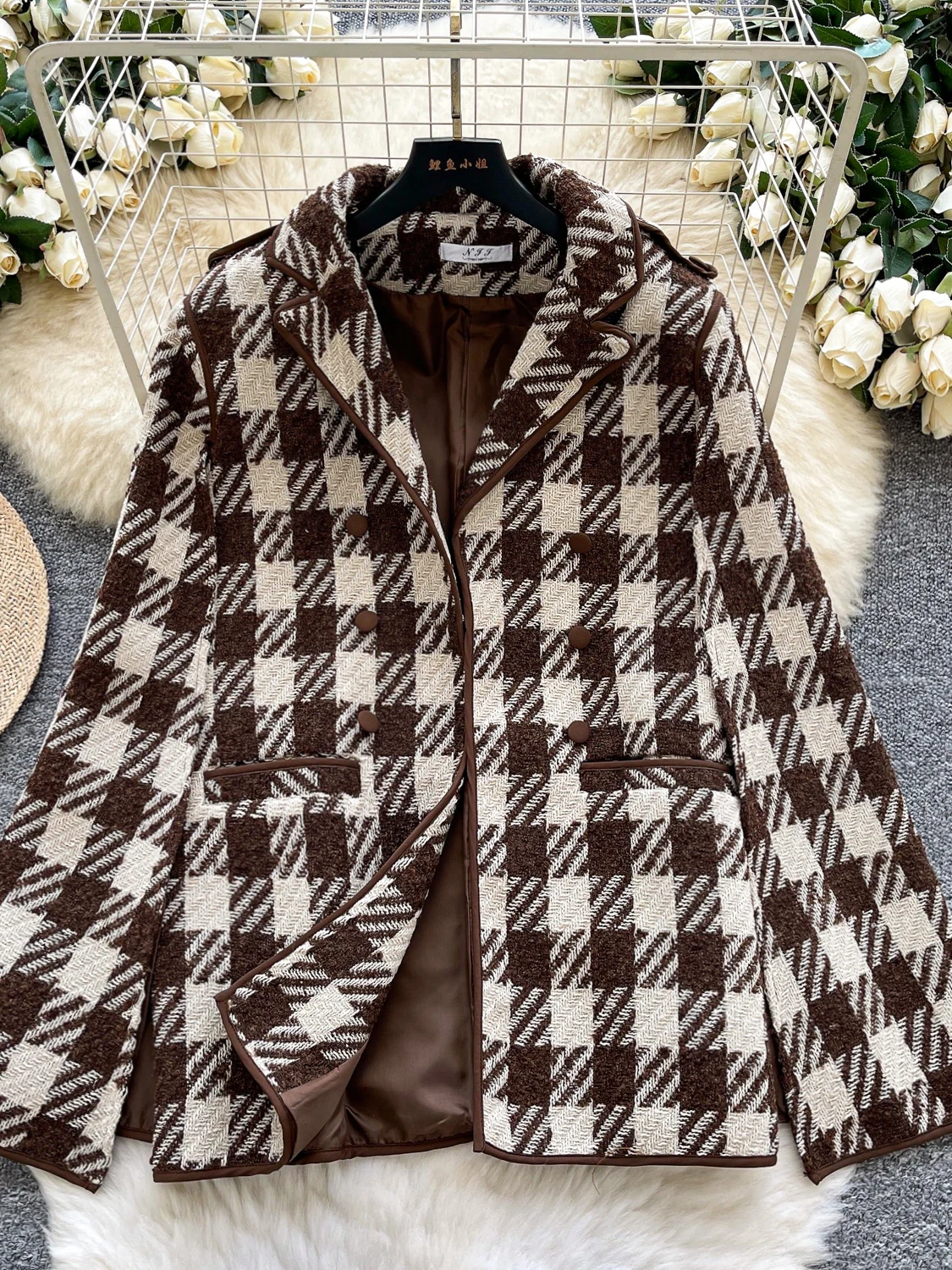 

Корейское винтажное пальто в клетку для женщин, омолаживающее, из грубого твида, свободного кроя, с длинными рукавами