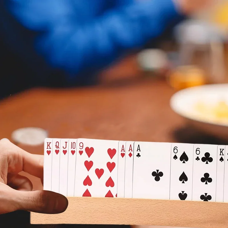 Juego de soporte de cartas curvadas de madera para niños, Base de póker manos libres, accesorios de juegos de cartas para fiesta, 2/3/4 piezas