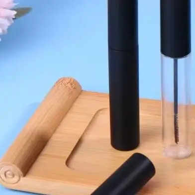 10 مللي فرشاة فائقة النعومة أنبوب الماسكارا الفارغ الكحل السائل زجاجة الماسكارا رمش إطالة حاويات مستحضرات التجميل القابلة لإعادة الملء