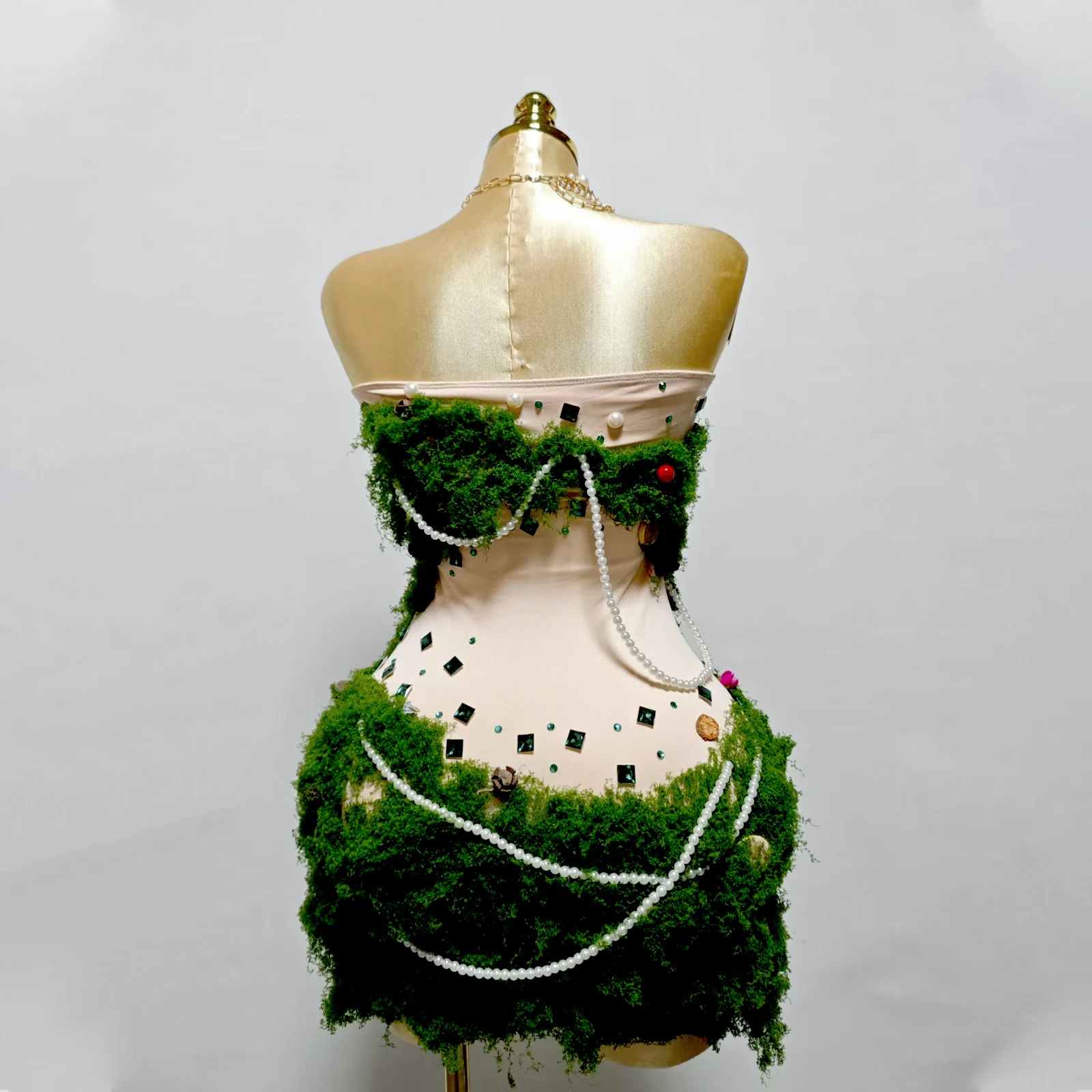 فستان نسائي مثير ومبتكر لؤلؤي أنيق لحفلات أعياد الميلاد فستان موس فستان الرقص لمرحلة الأداء والاحتفال