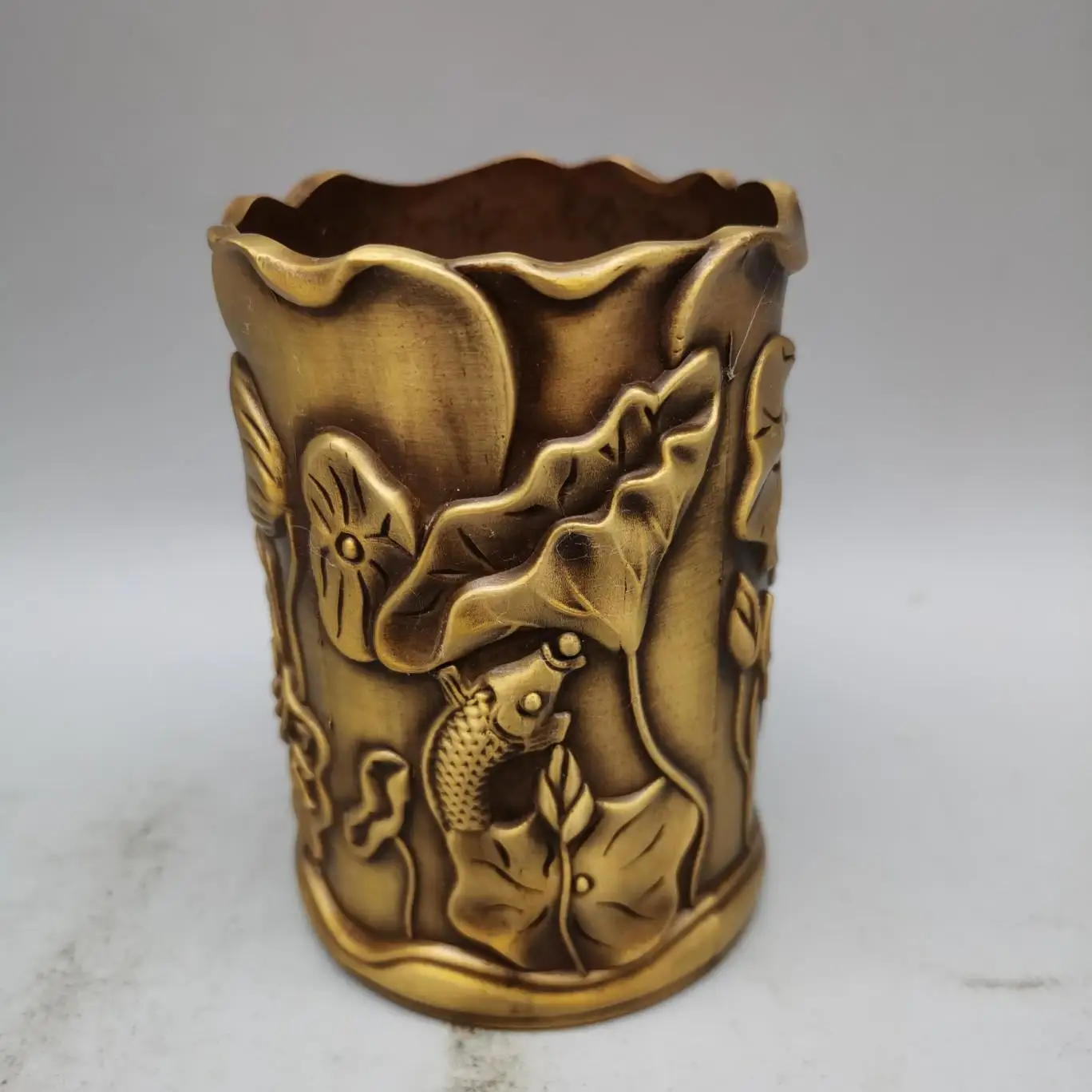 Collectible Bronze Lotus Sculpture Continuous Surplus Small Pen Pot Home Office Study Decor Gift for Teachers