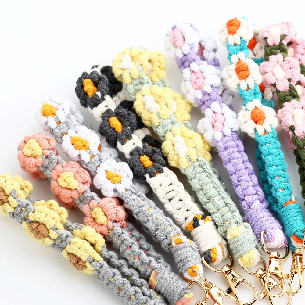 Woven Flower Handmade Woven Flower Keychain Colored Metal Sweet Woven Cotton Bag Key Chain Cute Lobster Clasp