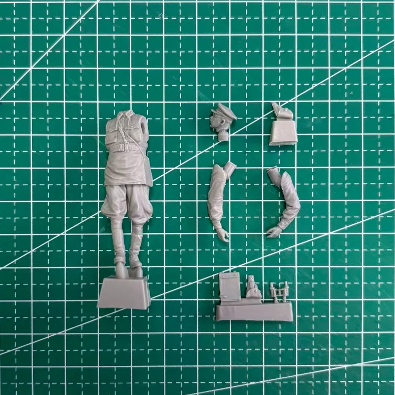 Kit de figurines en résine moulée sous pression, échelle 1/35, officier soviétique de la seconde guerre mondiale, doit être assemblé et coloré par elles-mêmes